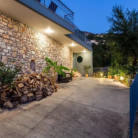 Aigli Luxury - Panoramic Seaview Retreat