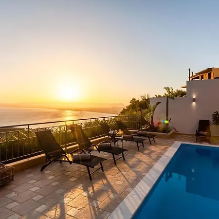 Villa Aigli Luxury - Panoramic Seaview Retreat *